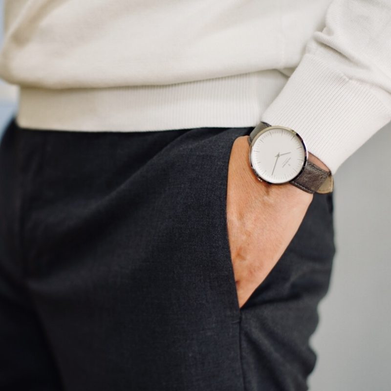 nordgreen インフィニティ　シルバー　着用イメージ　ビジカジ